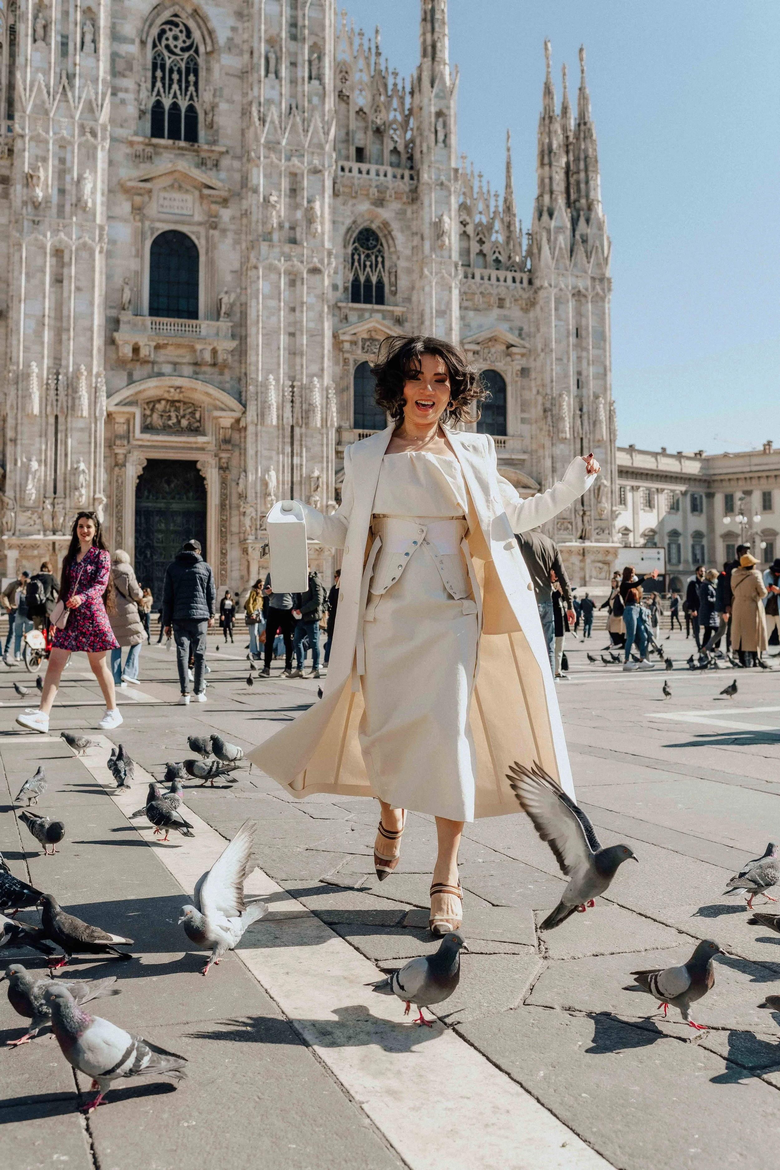 SPORT in STYLE COLMAR コルマー　写真集　イタリア　美品 Sportmax All The Way Outside The Milan Duomo — Style Right Fashion